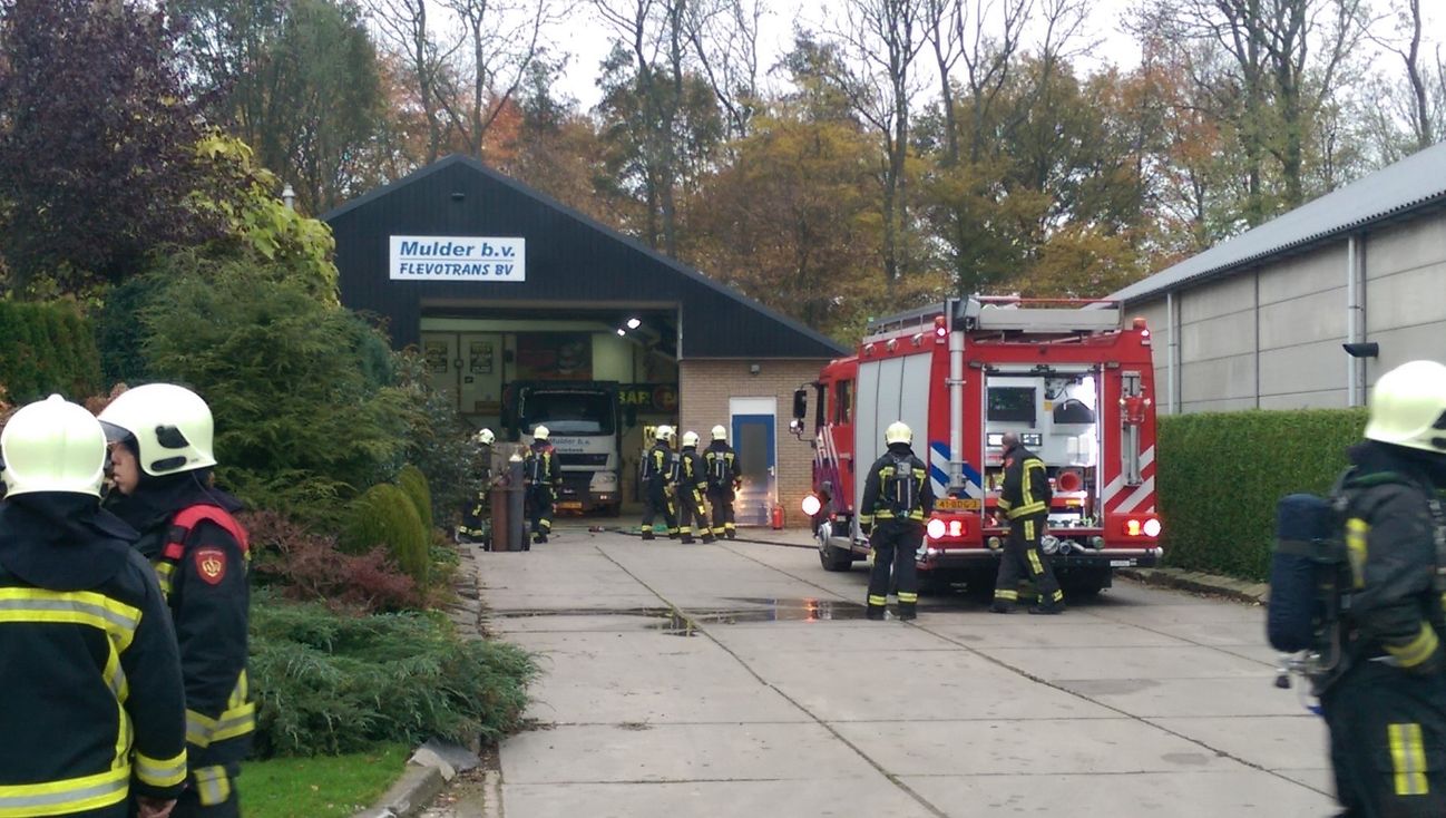 Nieuws - Brand Tollebeek snel onder controle