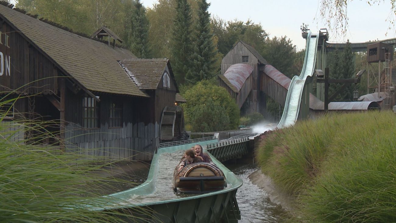 Nieuws - Bezoeker verliest vinger in waterattractie Walibi Holland