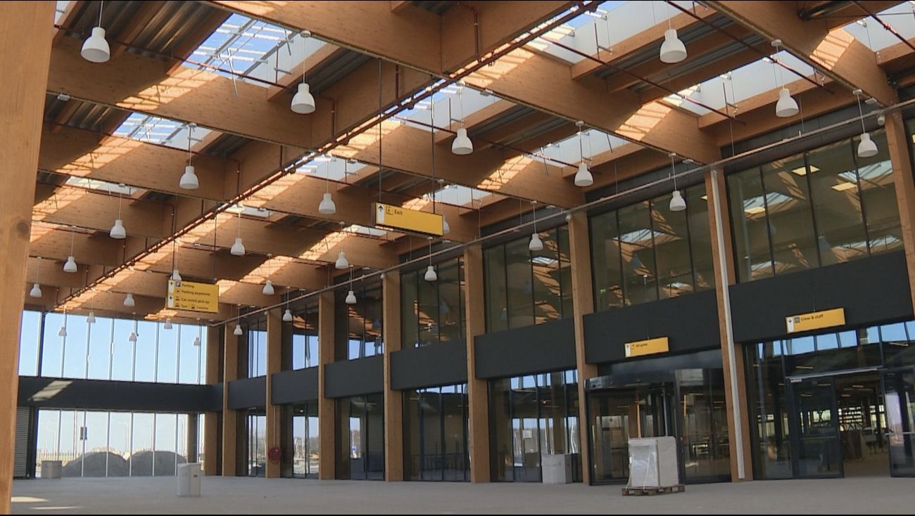 Nieuws - Nieuwe regering wil Lelystad Airport open voor vakantievluchten