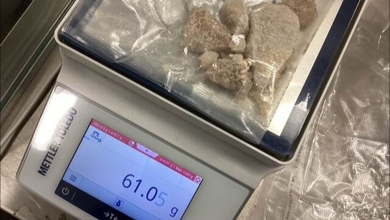 Nieuws - Almeerder aangehouden voor versturen van drugs via de post