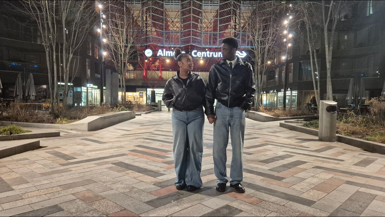 Nieuws - Waar anderen wegkijken, stappen Tonny en Ivorey op daklozen af