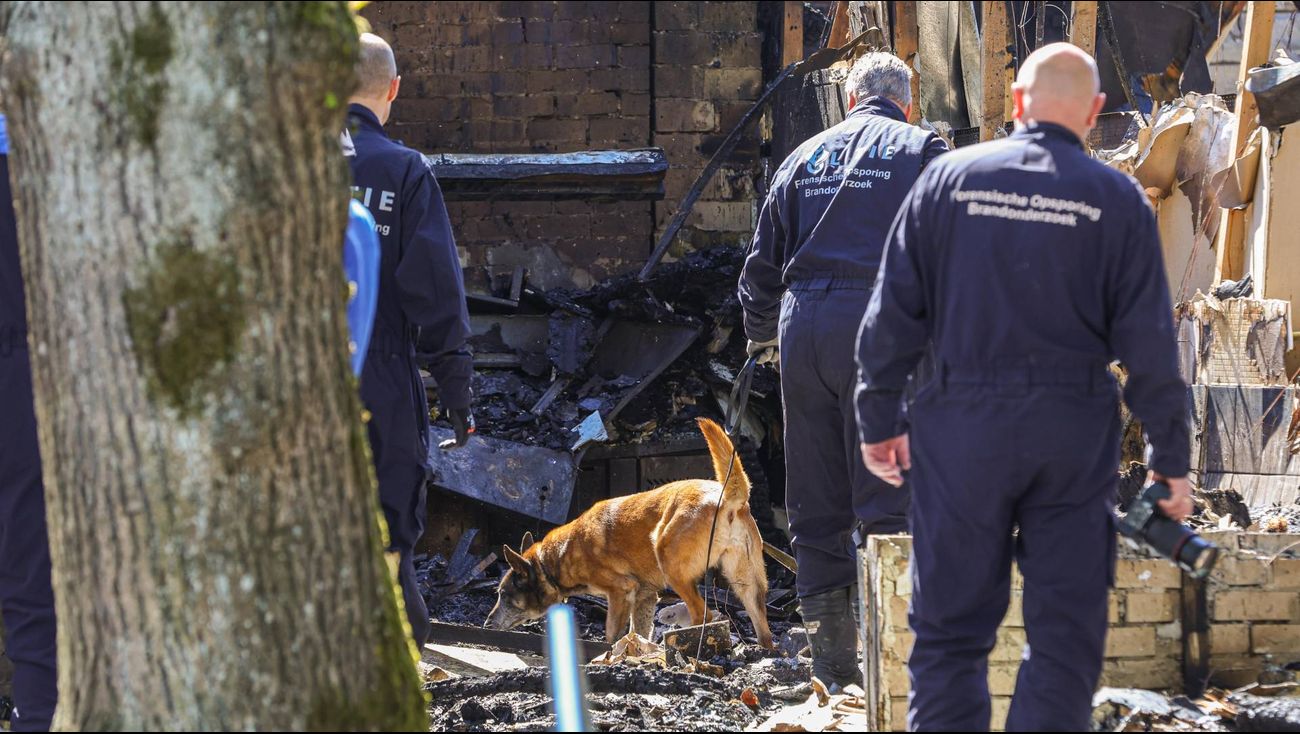 Nieuws - Grote brand winkels Emmeloord aangestoken, minderjarige verdachte opgepakt