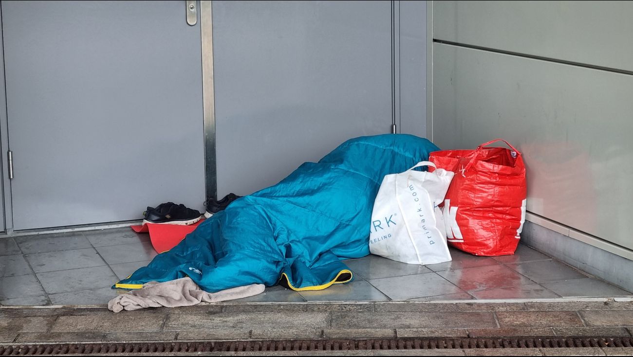 Gemist - Straatpastoraat Lelystad wil minder strenge regels rond winteropvang