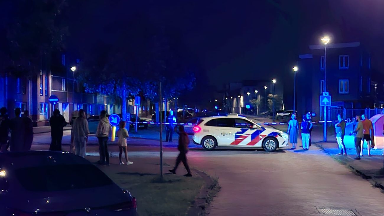 Nieuws - Bewoners Beneluxlaan Almere Poort opnieuw opgeschrikt door luide explosie