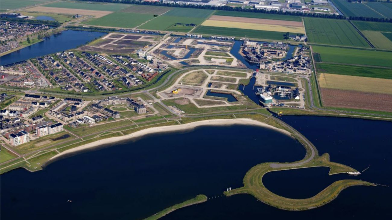 Nieuws - Zeewolde roept initiatiefnemers van nieuwbouw op zich te melden voor stroom