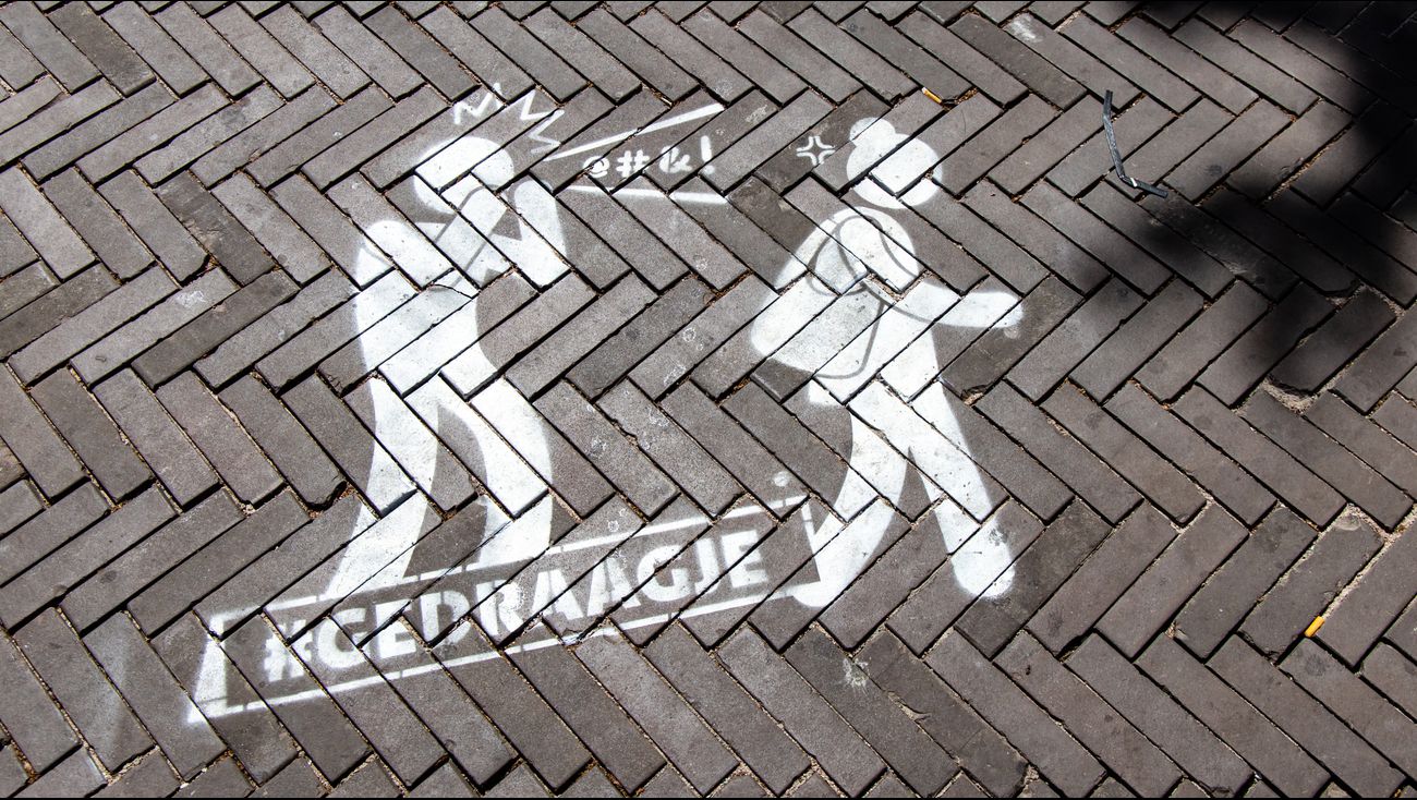 Nieuws - Verdubbeling aantal boa's om fluiten, sissen en aanraken op straat tegen te gaan