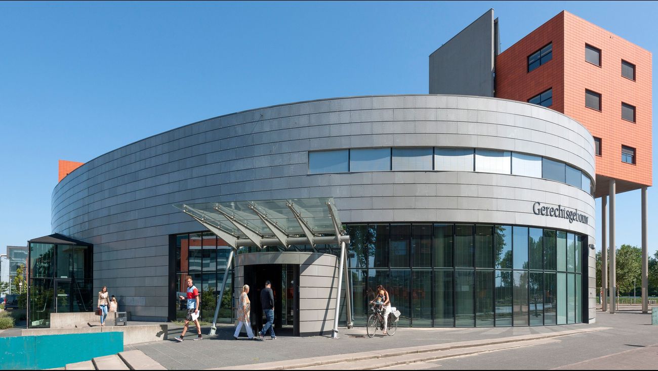 Nieuws - Almeerder (19) krijgt jeugddetentie voor overval op juwelier in Noord-Holland