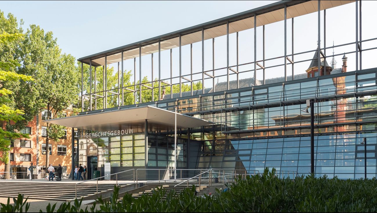 Nieuws - Rechter: 'Burgemeester Almere sloot garagebedrijf terecht na vondst drugs'