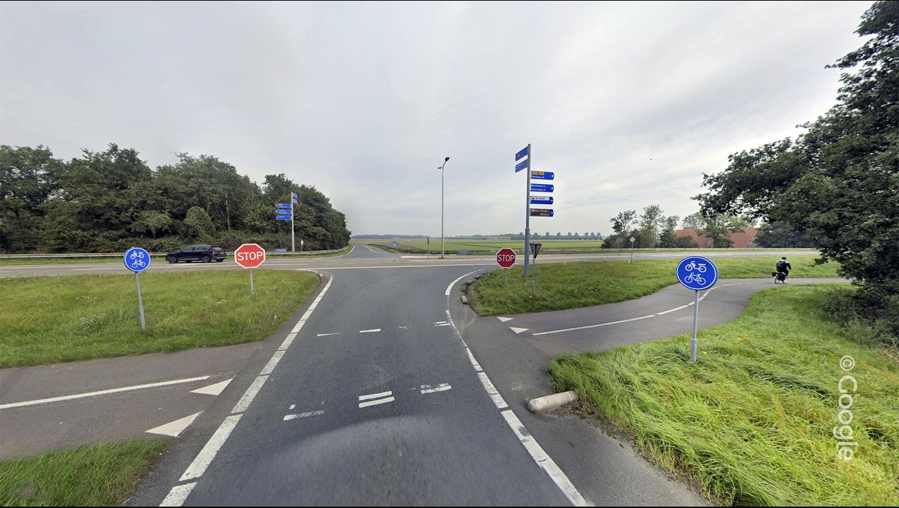 Nieuws - Verkeerslichten bij afrit De Munt zijn stap dichterbij, gemeenteraad stemt toch in