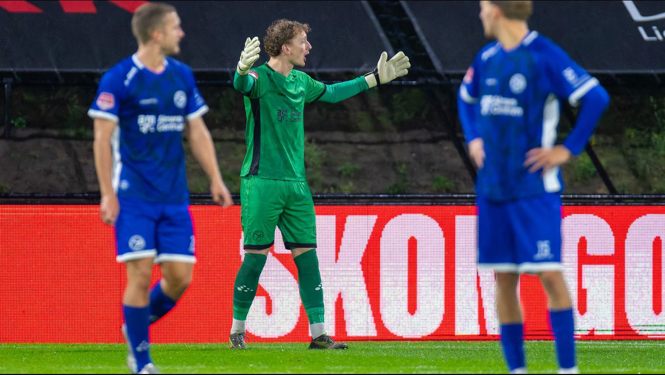 Sport - Almere City in dying seconds onderuit bij Helmond Sport