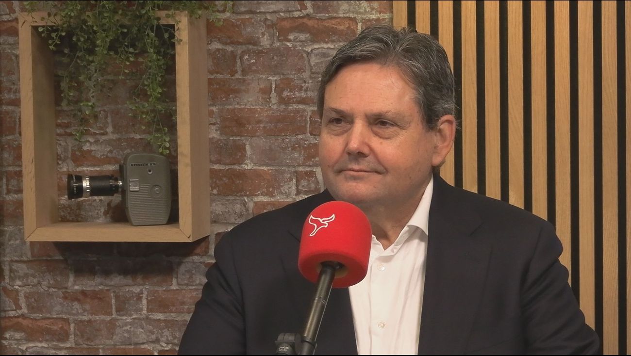 Nieuws - Oud PVV-staatssecretaris Chris Jansen: 'Werkweigering en sabotage op ministerie