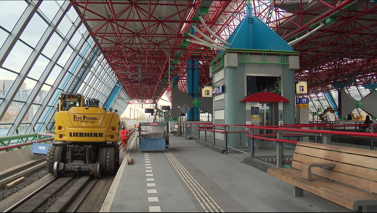 Nieuws - Groot onderhoud aan spoor, ProRail legt duizenden kilo's nieuwe rails
