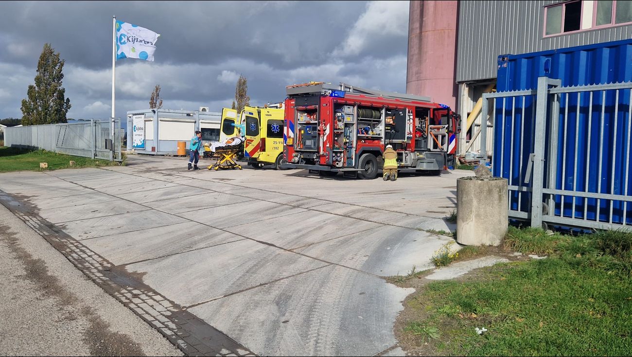 Nieuws - Man bekneld geraakt in betonmixer bij bedrijfsongeval