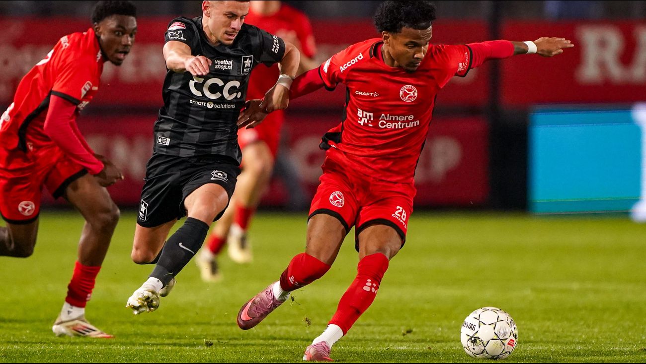 Sport - Live: 2e helft begonnen Almere City - MVV: 2-0
