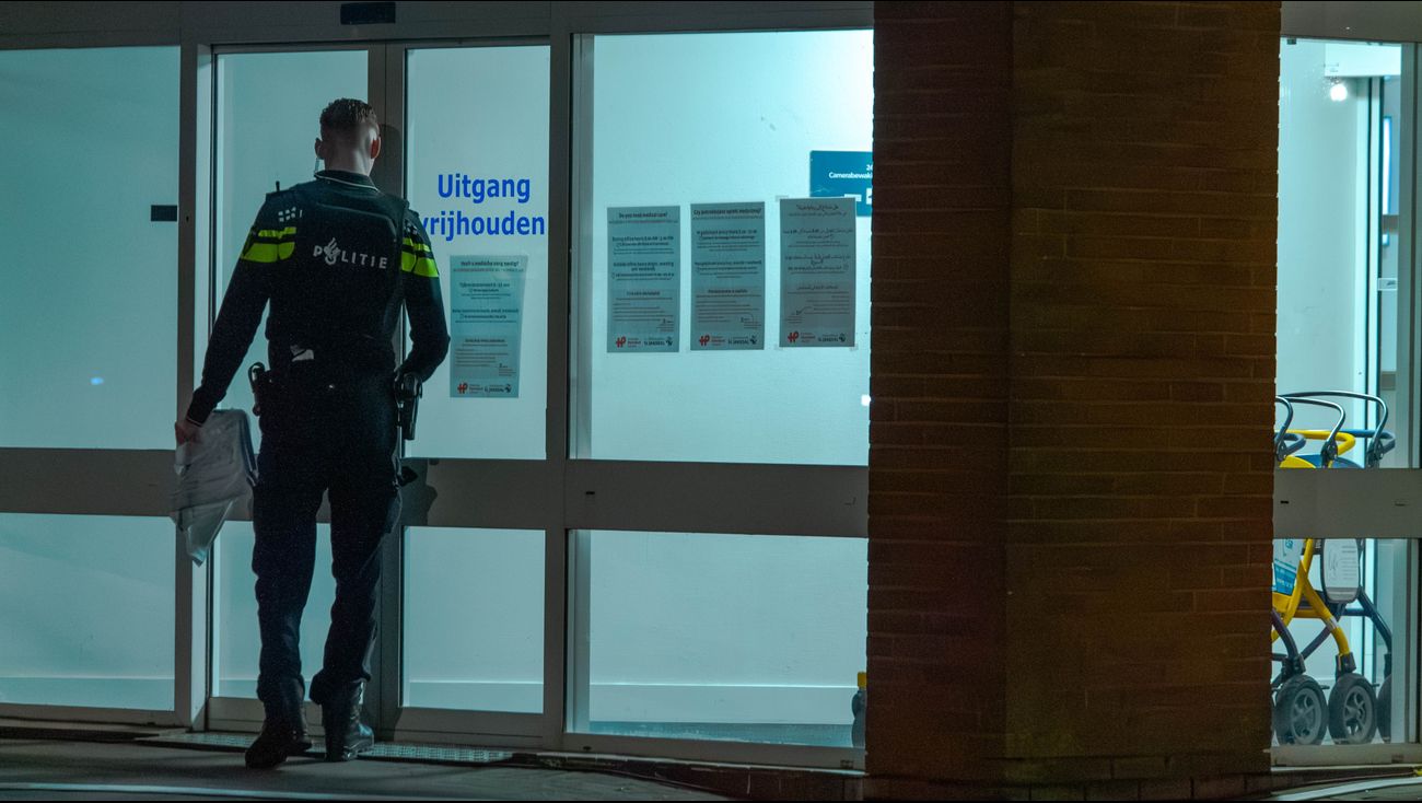 Nieuws - Spanjaard met schotwonden door nog onbekende mensen afgezet bij ziekenhuis Lelystad
