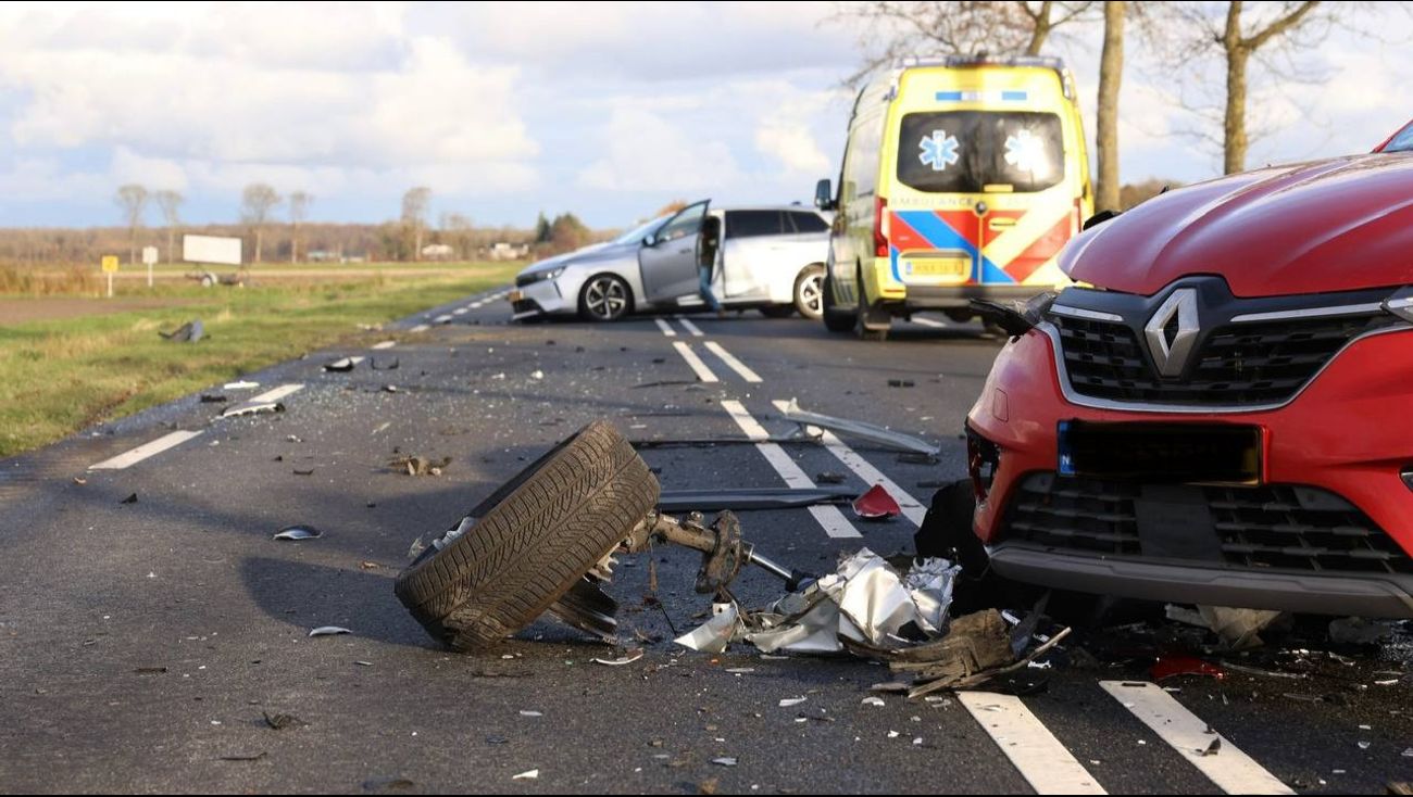 Nieuws - Harde knal op Zuiderringweg, bestuurders komen met de schrik vrij