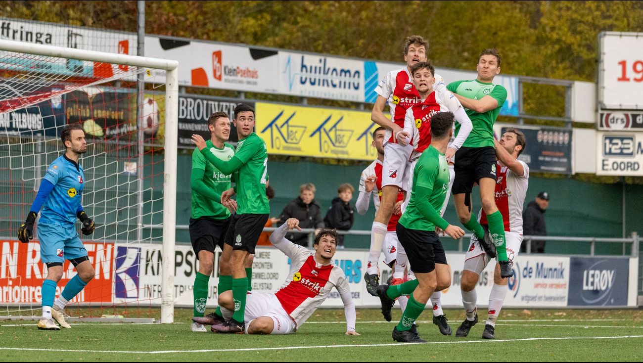Sport - Flevo Boys na slechte eerste helft onderuit tegen Heino: 'Het heeft met focus te maken'