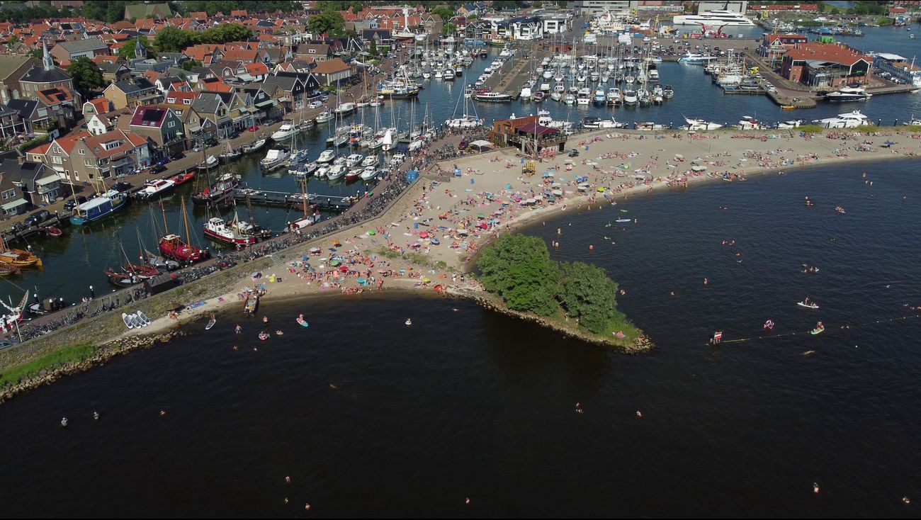 Nieuws - Suppen op Urk? Niet meer in de haven, wel op het IJsselmeer