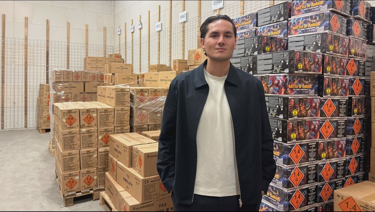 Nieuws - Vuurwerkvraag stijgt bij groothandelaar Broekhoff; vuurwerkverbod zorgt voor topdrukte