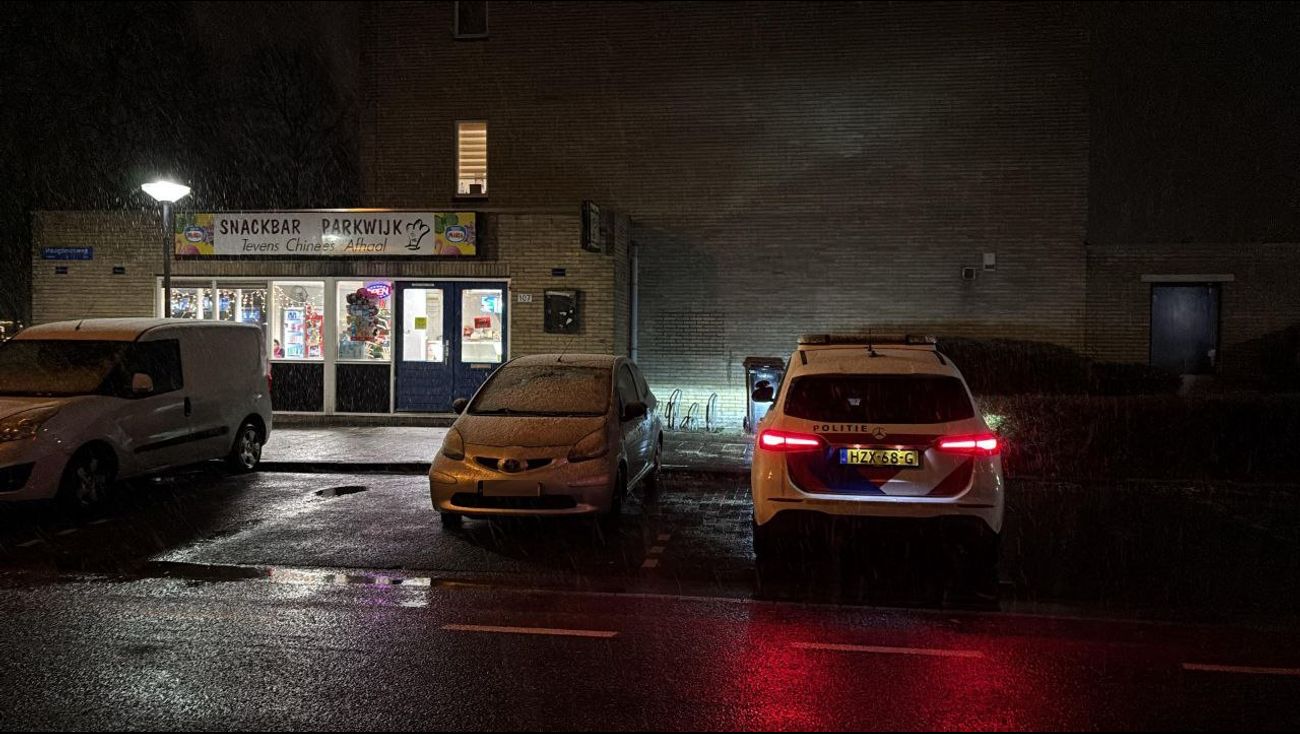 Nieuws - Overval met mes bij snackbar in Almere Parkwijk