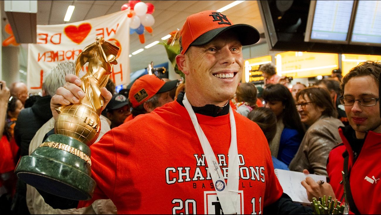 Sport - Familie overleden Sidney de Jong richt stichting op, honkballer deze week herdacht