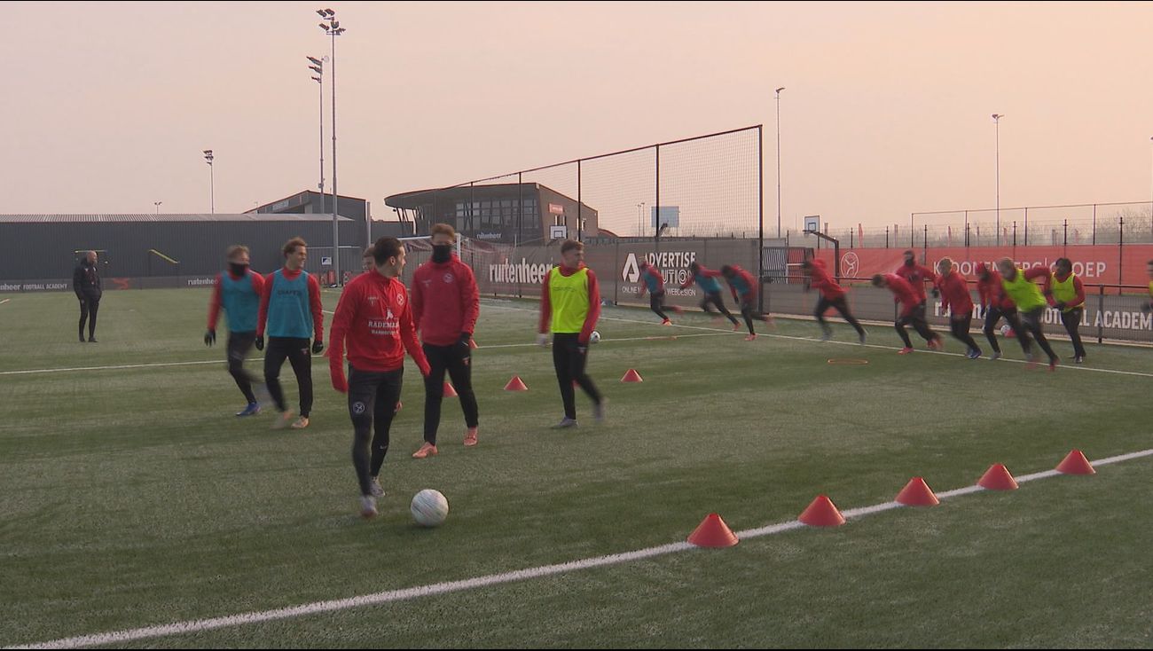Sport - Almere City wil zevende zege op rij boeken, trainer Rijsdijk heeft griep