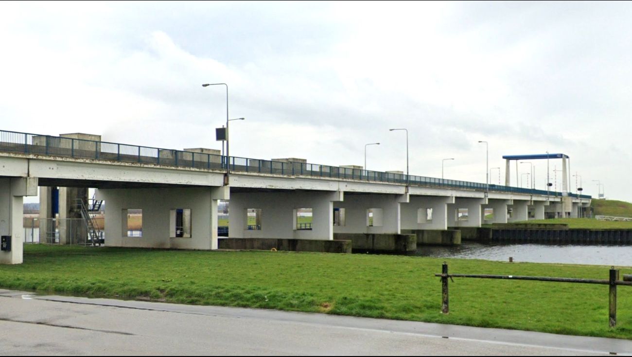 Nieuws - Nijkerkerbrug vanavond en vannacht dicht door herstel aan winterschade
