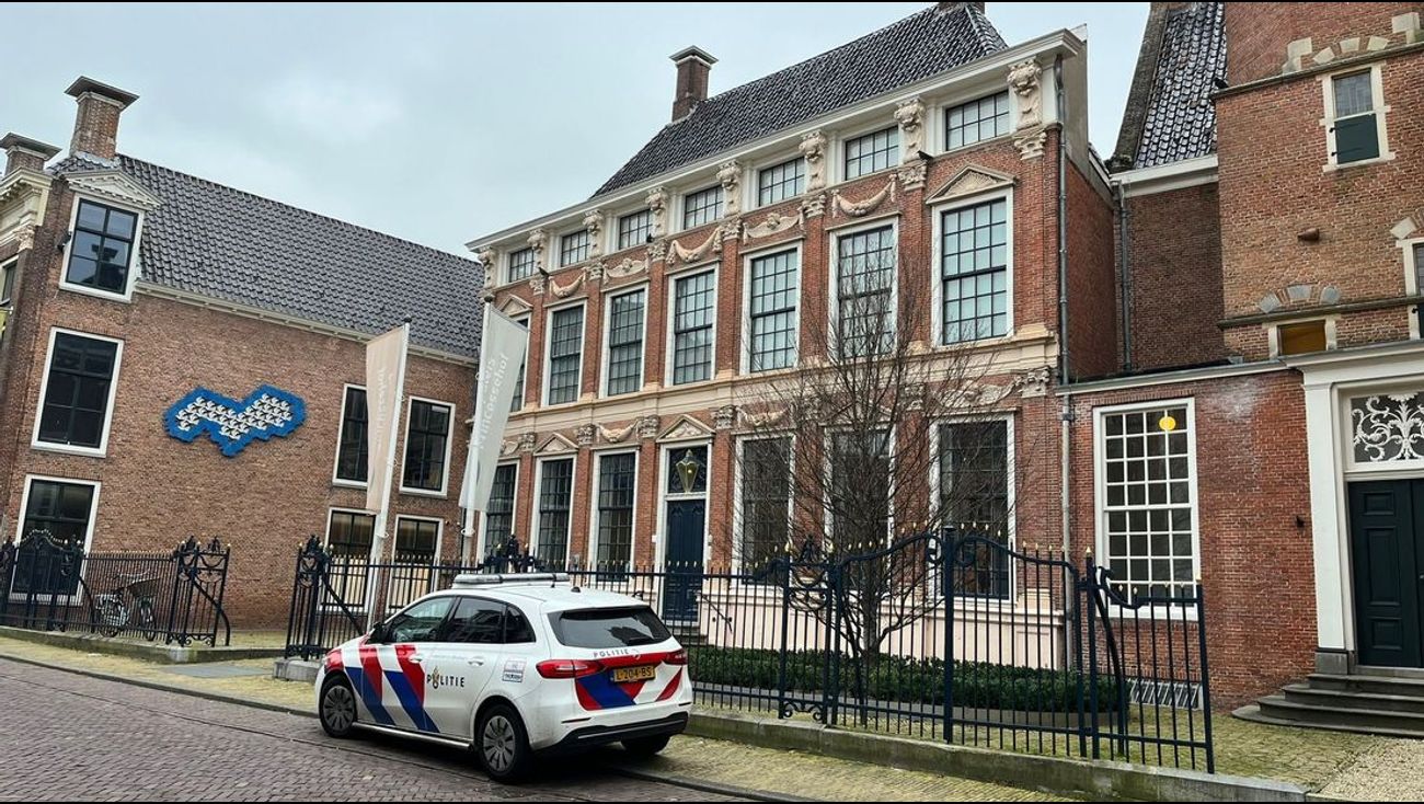 Nieuws - Almeerder (22) verdacht van kunstroof Keramiekmuseum in Leeuwarden