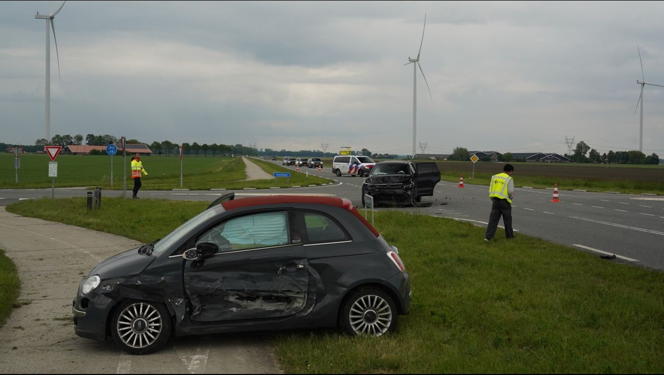 Nieuws - Slachtoffer naar ziekenhuis na aanrijding op Elburgerweg bij Dronten
