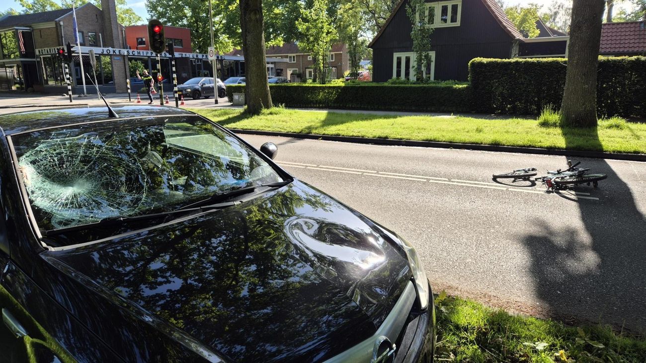Nieuws - Deel Banterweg afgesloten na ernstige botsing met fietser in Emmeloord