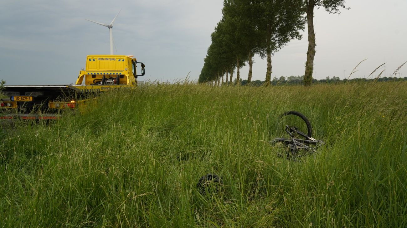 Nieuws - Fietser zwaargewond na aanrijding op Swifterringweg