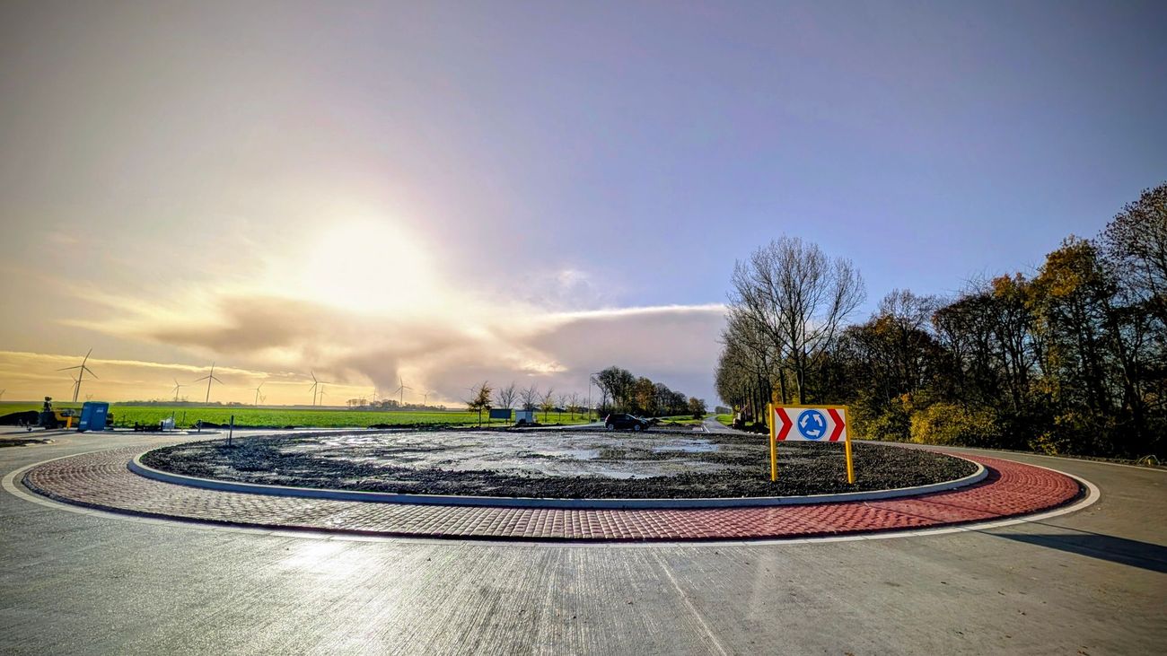 Nieuws - Flink omrijden bij Dronten door afgesloten wegen vanwege werkzaamheden aan rotonde