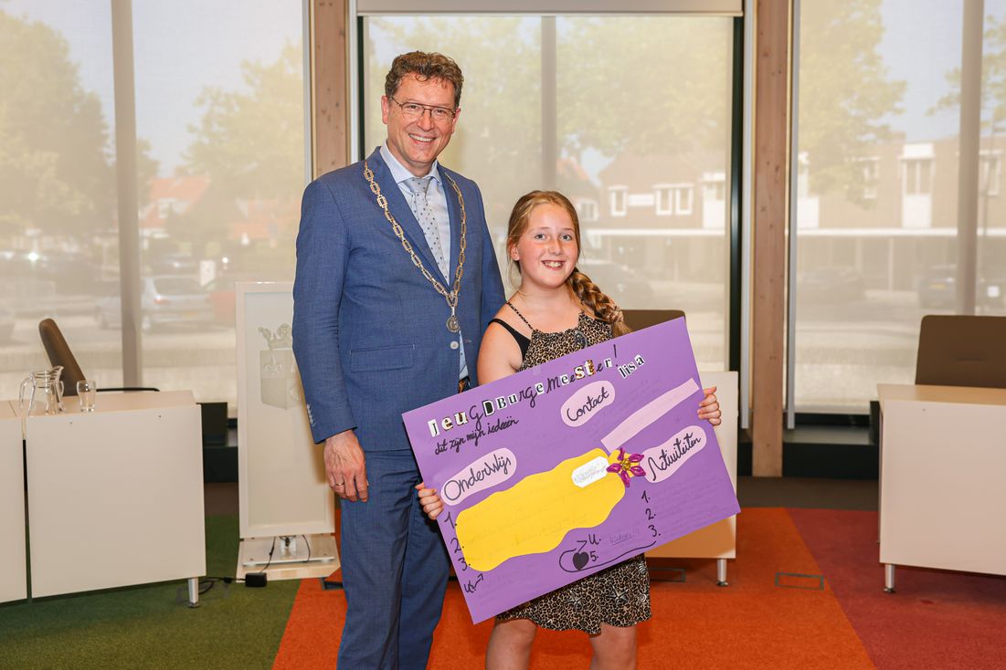 Nieuws - Lisa Brand is nieuwe jeugdburgemeester van Noordoostpolder, 'Een eer'