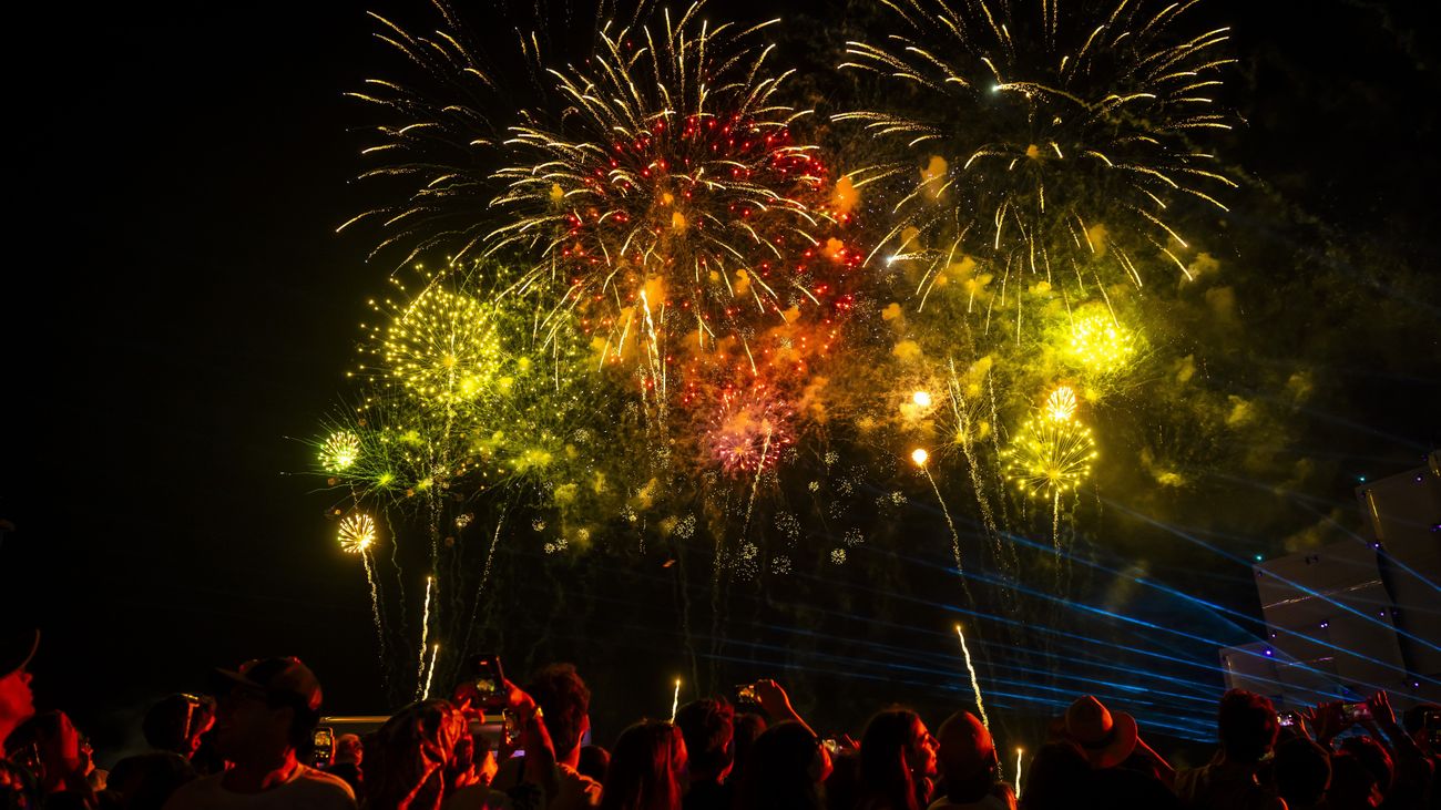 Nieuws - Komt er een centrale vuurwerkshow in Zeewolde? Donderdagavond valt het besluit
