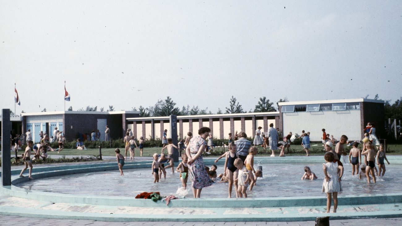 Gemist - Zwemmen, kamperen, spelen: herinneringen aan zomers in de Noordoostpolder