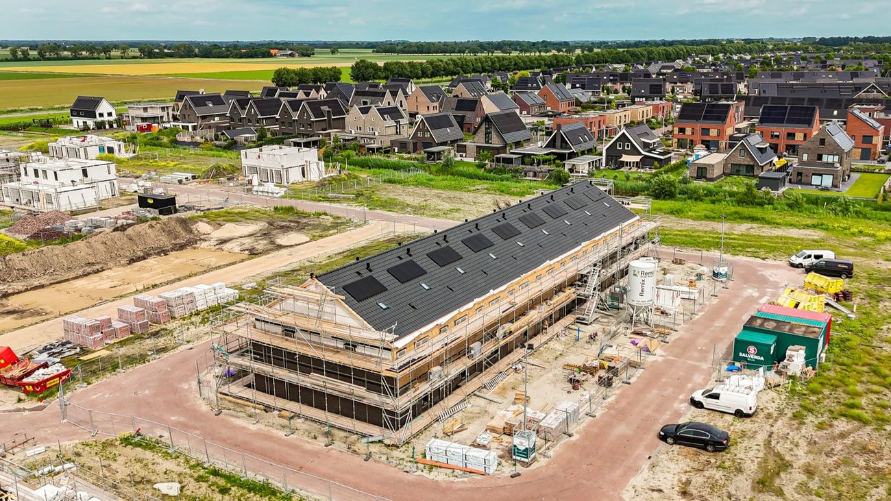 Nieuwbouwwoningen Emmeloord worden opgeleverd zonder elektriciteit en water: 'Dit gaan we vaker zien