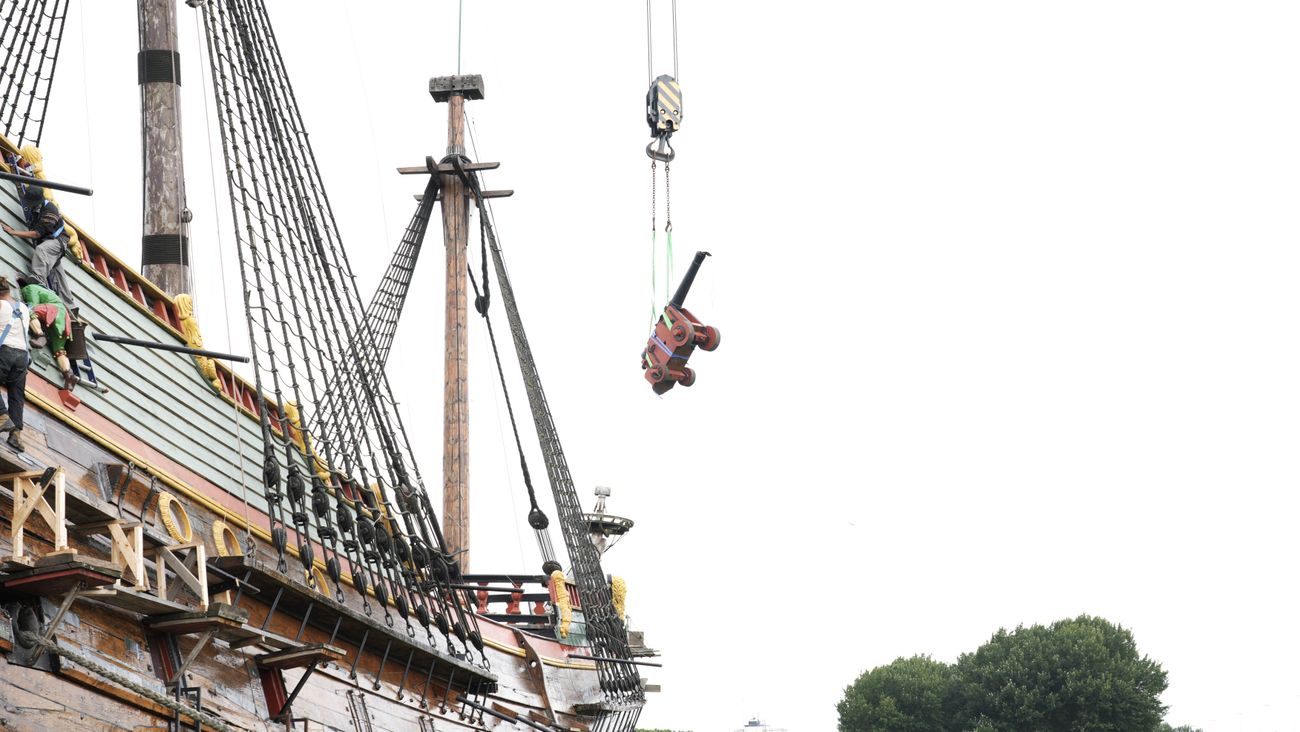 Nieuws - Laatste kanonnen uit de Batavia gehaald: tijdelijke verhuizing komt dichterbij