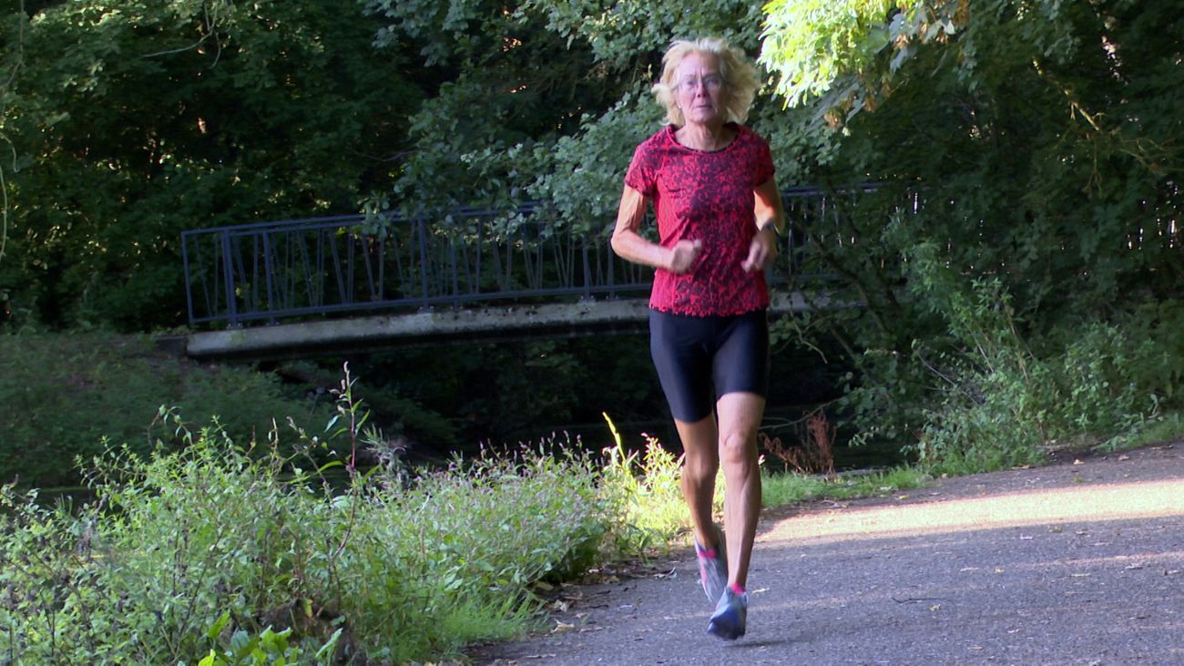 Marietje Bolle (74) kijkt uit naar acht mijl van Fish Potato Run: 'Kom een heleboel oude bekenden te