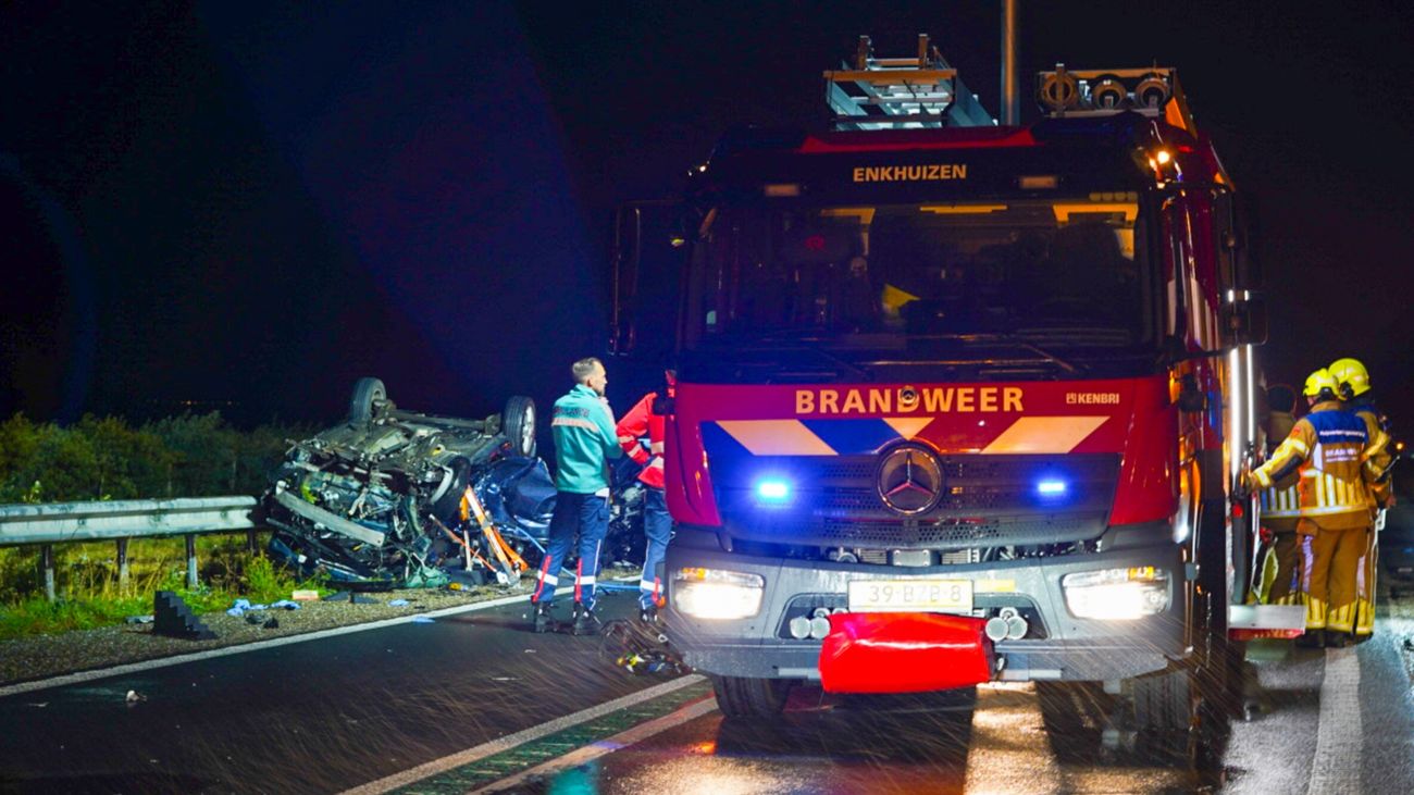 Drie tieners komen om bij ongeluk Markerwaarddijk, identiteit dodelijke slachtoffers bekendgemaakt