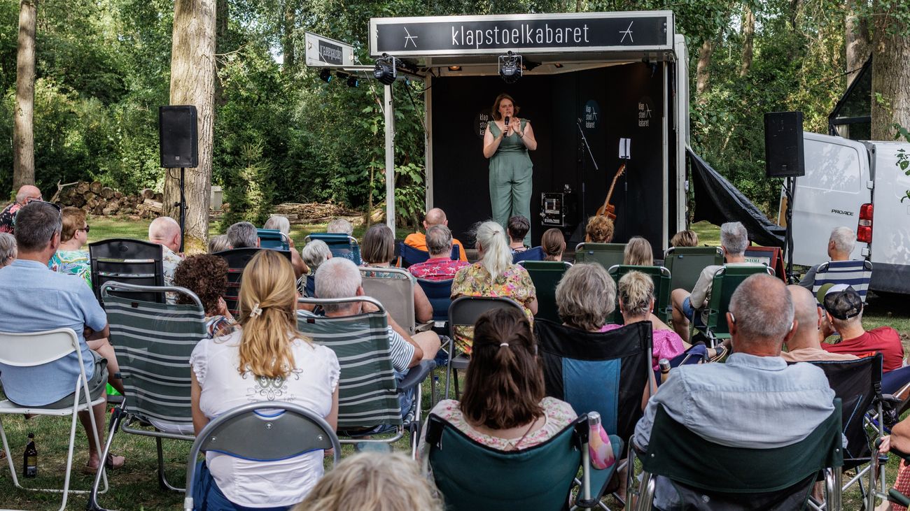 Reizende theaterfestival 'Klapstoelkabaret' komt naar Lelystad