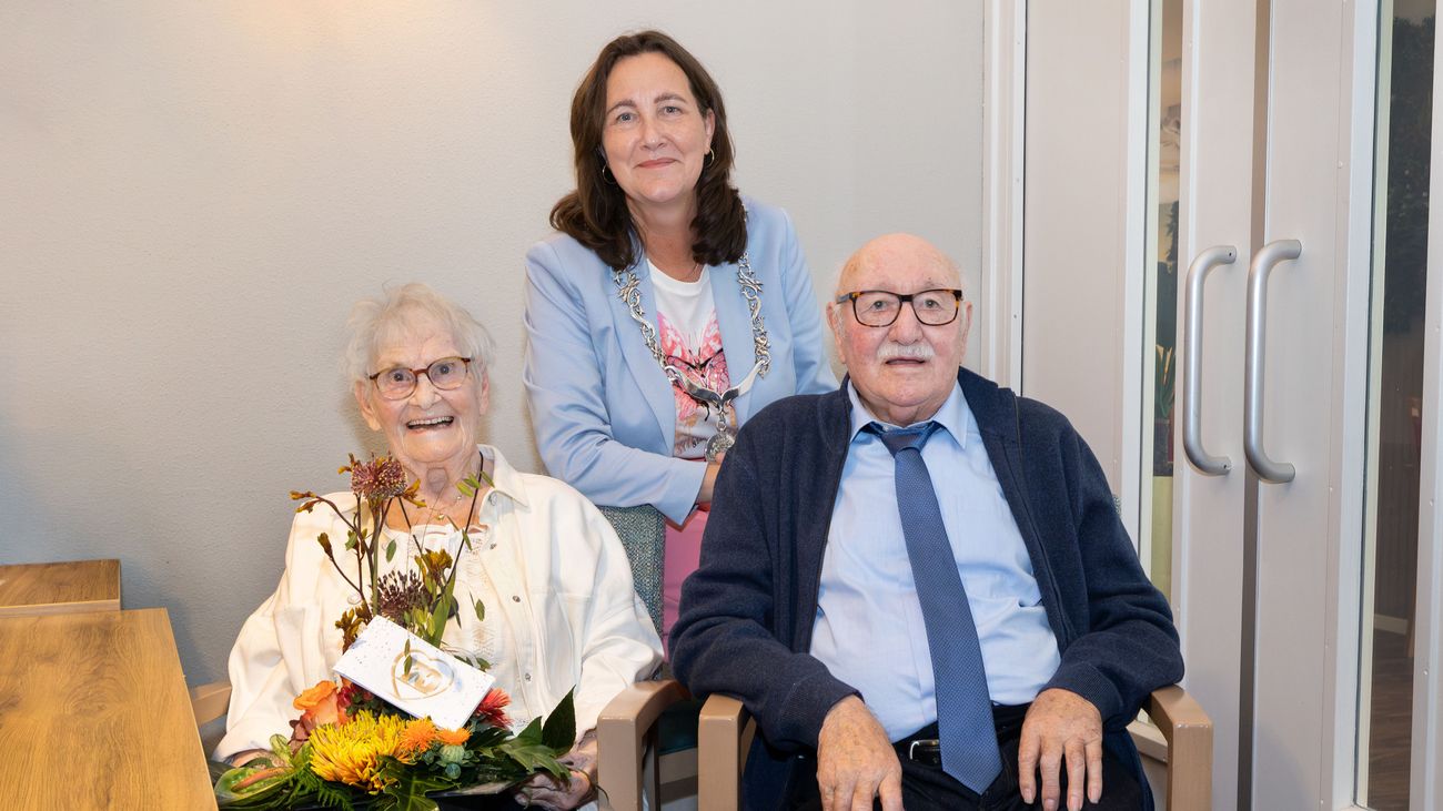 Platina huwelijk voor Ted en Trudy uit Lelystad: al 70 jaar samen