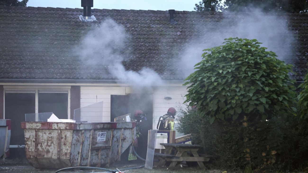 Brand in leegstaand woongebouw van Philadelphia Zorg in Emmeloord, mogelijk brandstichting