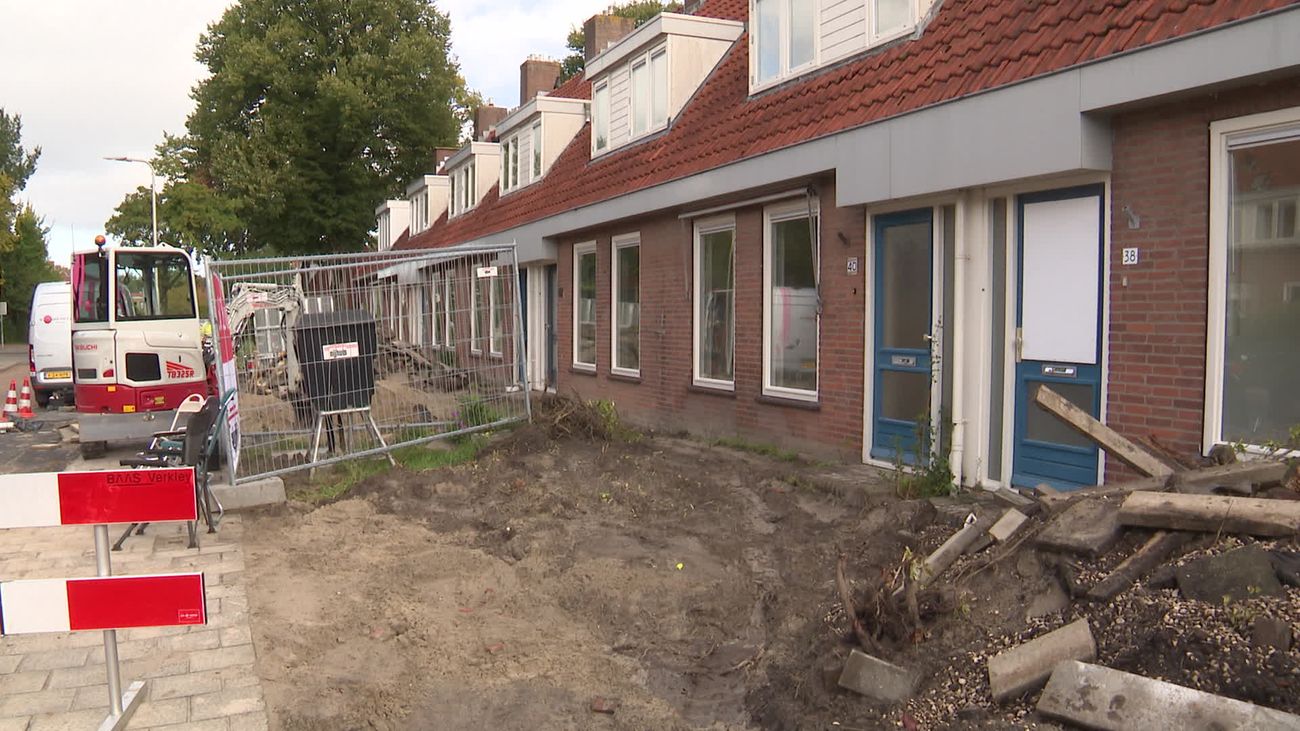Sloop verouderde huurhuizen Rietstraat Emmeloord van start