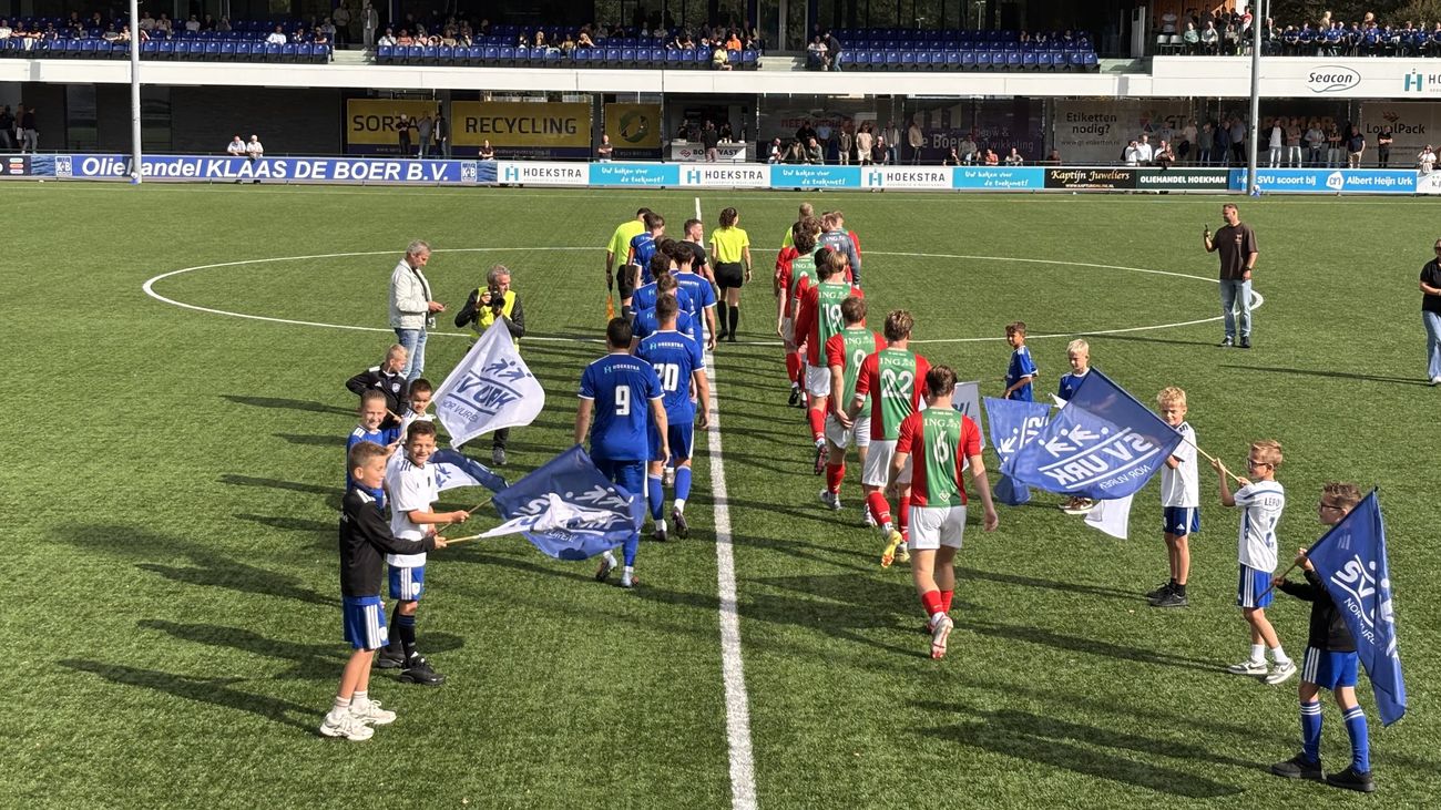 Na ontslag trainer Looms vertrouwt SV Urk op ervaren spelers: 'Die moeten opstaan'