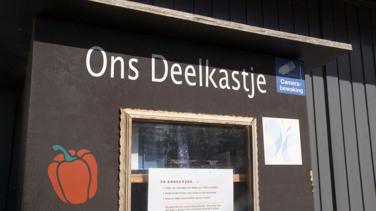 Hoe een klein weggeefkastje groeide naar voedselhulp voor 130 gezinnen in Lelystad