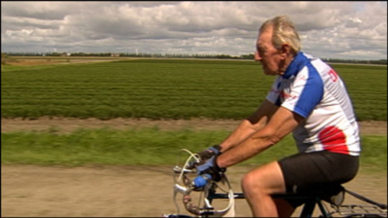 Nieuws - Espelnaar fietst 444.444 kilometer
