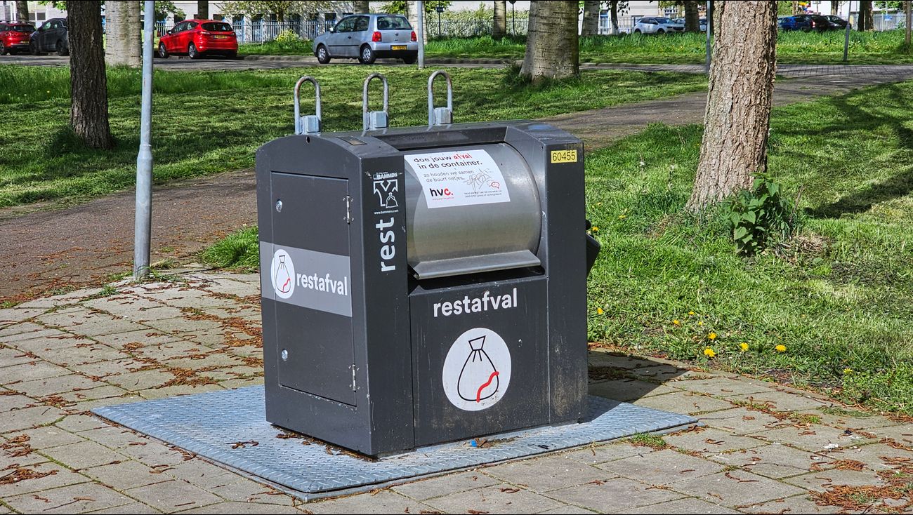 Nieuws - Tarief is definitief: Zeewoldenaren gaan 1.80 euro betalen per zak restafval