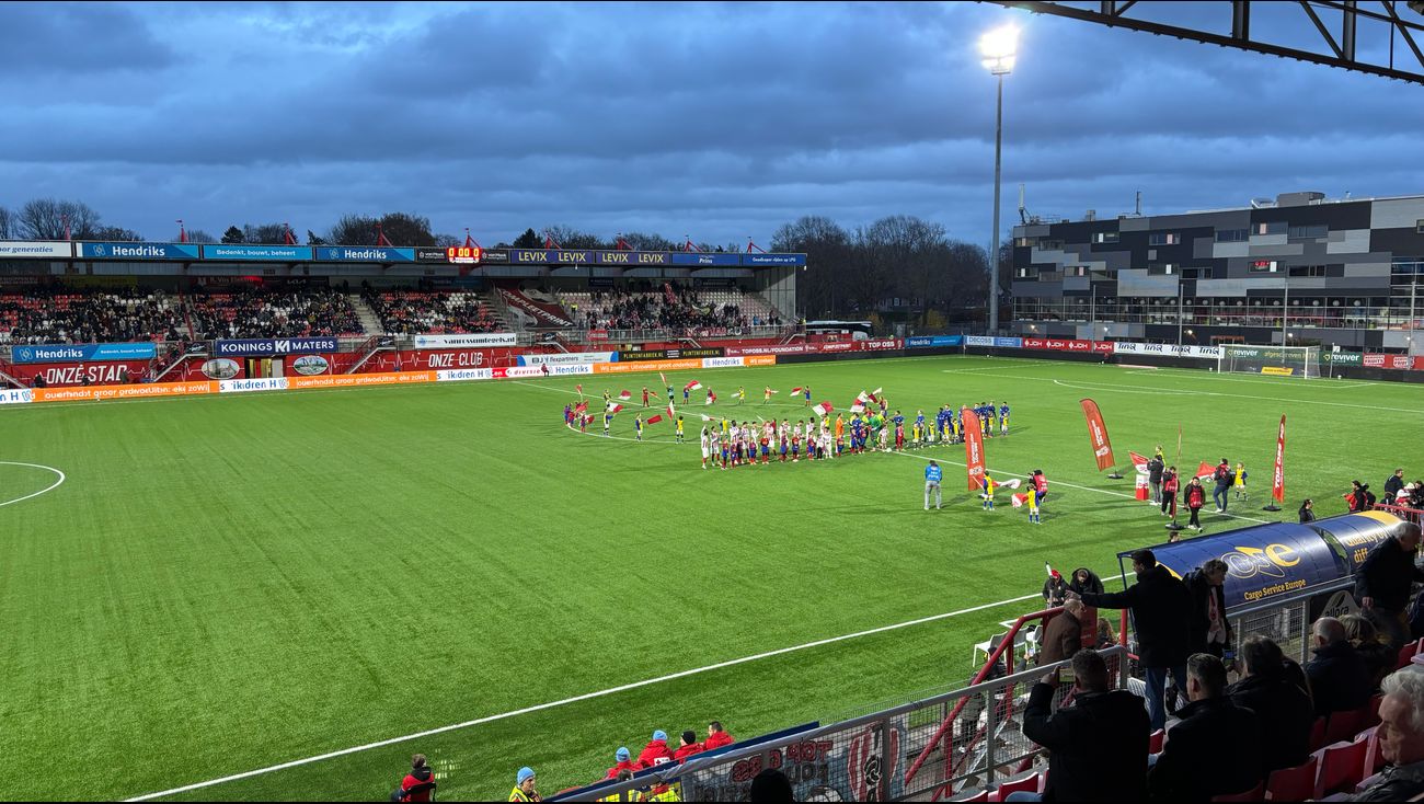 Sport - Live: TOP Oss- Almere City FC: 1-1