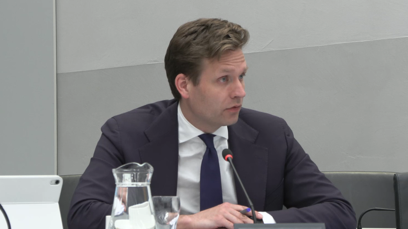 Wel of geen natuurvergunning voor vliegveld? Minister Karremans veroorzaakt verwarring met zijn uits