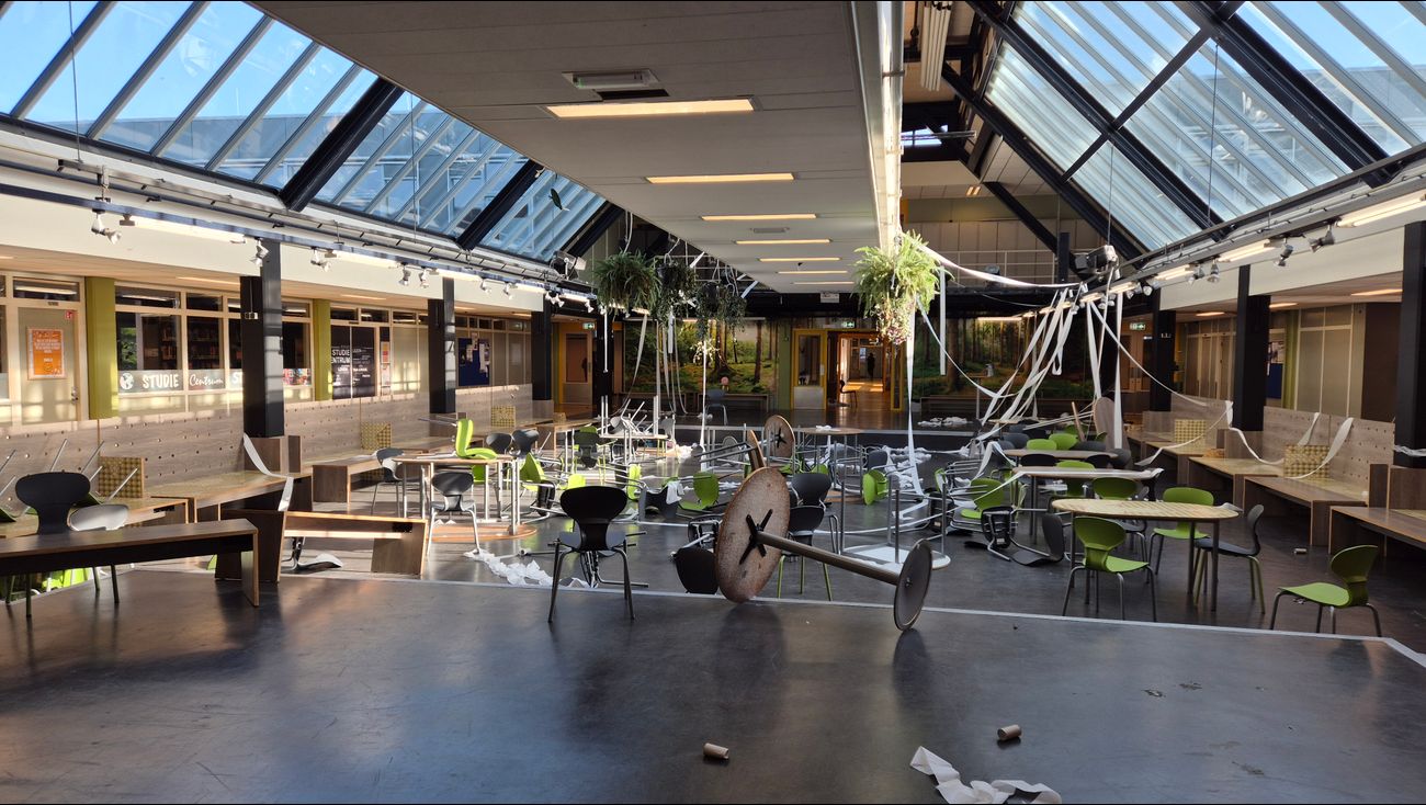 Nieuws - Geschokte reacties op onrust rond examenstunt de Meergronden: 'Het kan helaas niet meer'
